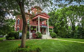 Lyons Twin Mansions